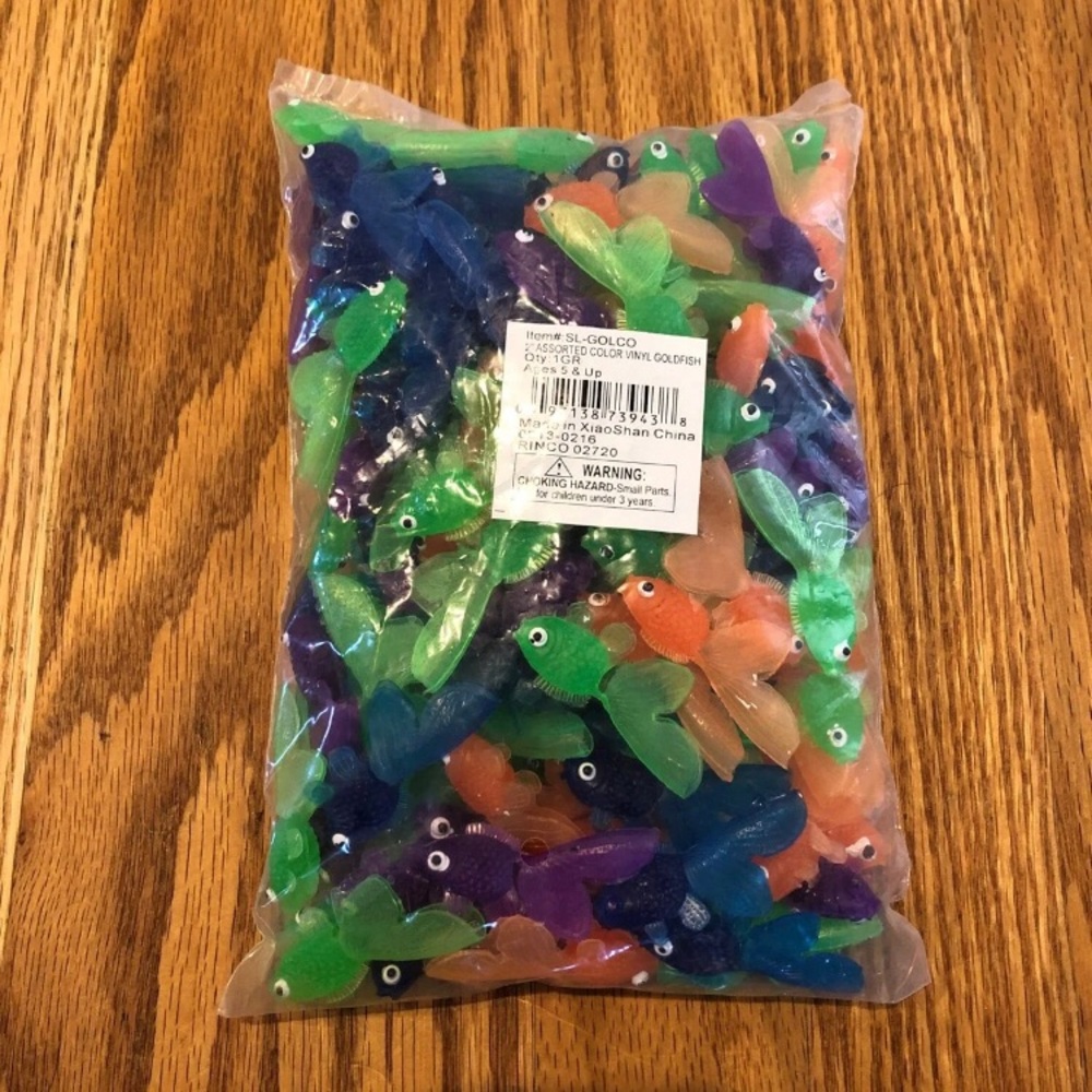 NWT Assorted Plastic Fish